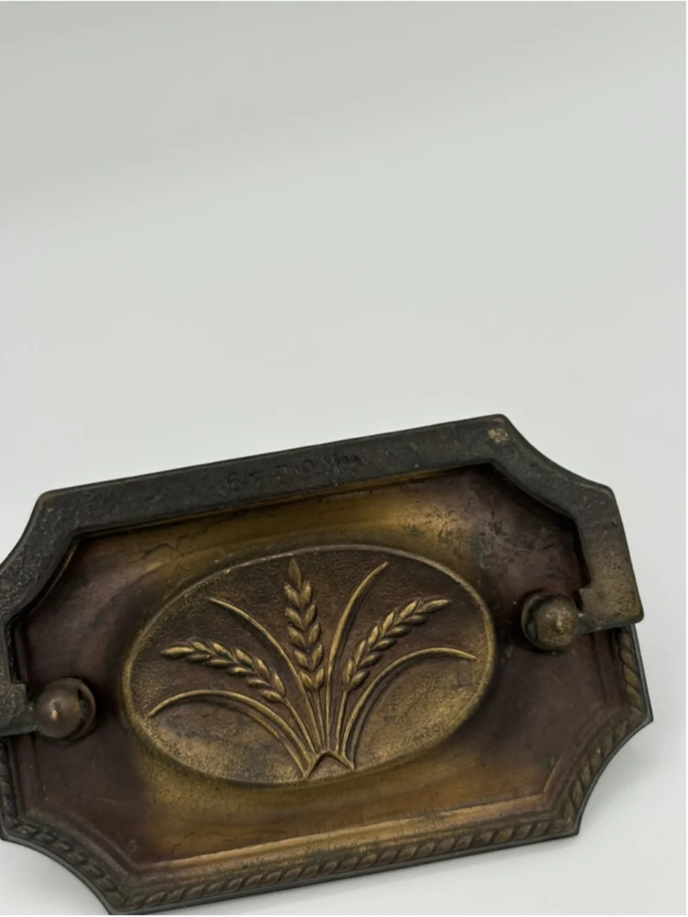 2 Vintage Drawer Pulls, Wheat medallion in center